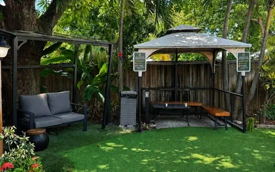 Photo 2 - Sheridan Hostel