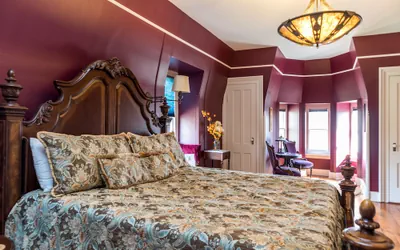 Photo 3 - The Bevin House Bed & Breakfast