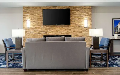 Photo 4 - Comfort Suites Humble Houston IAH