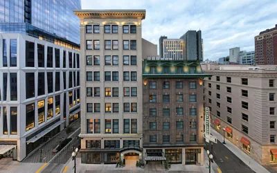 Photo 2 - Woodlark Hotel Portland, a Tribute Portfolio Hotel