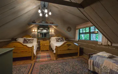 Photo 4 - Lake Santeetlah Log Cabin