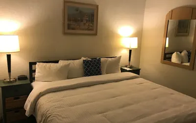 Photo 3 - Key Largo Inn