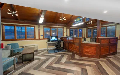 Photo 3 - Days Inn by Wyndham Knoxville North