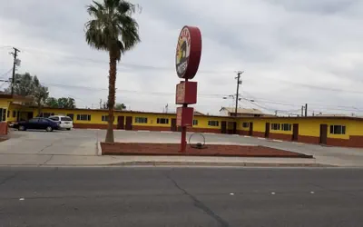 Photo 2 - Western Motel