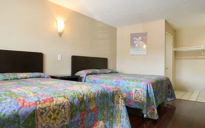 Photo 3 - Covina Motel