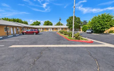 Covina Motel