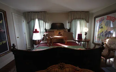 Photo 5 - Sunnyside Bed & Breakfast