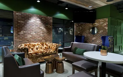 Photo 4 - Oxford Suites Paso Robles