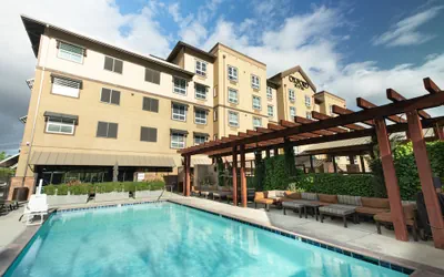 Photo 2 - Oxford Suites Paso Robles