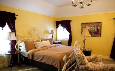 Photo 4 - The Park Street Inn