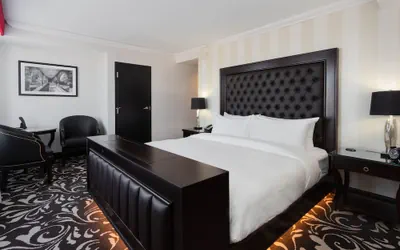 Photo 5 - Hotel Retlaw, Trademark Collection by Wyndham