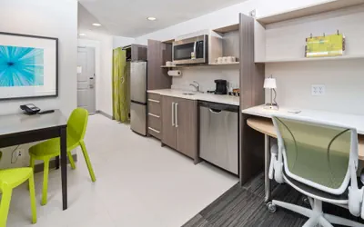 Photo 5 - Home2 Suites by Hilton Newark Airport