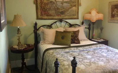 Photo 5 - Weaverville Whitmore Inn