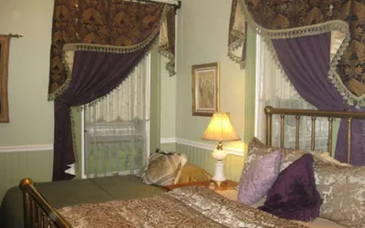 Photo 4 - Weaverville Whitmore Inn