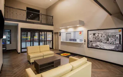 Photo 4 - Super 8 by Wyndham St. Louis North