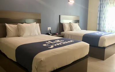 Photo 5 - Days Inn by Wyndham Freeport