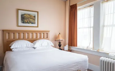 Photo 2 - Hotel Condon