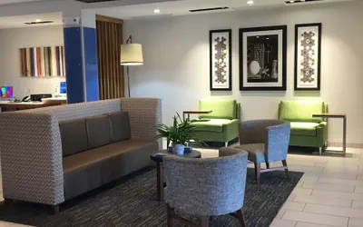 Photo 4 - Holiday Inn Express & Suites Junction by IHG