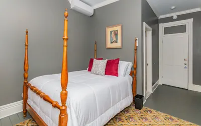 Photo 5 - Historic Hotel Broadalbin
