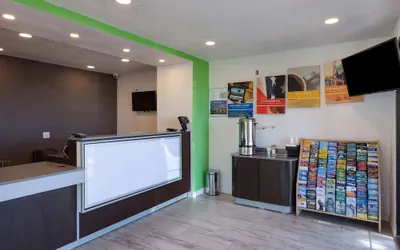 Photo 3 - Studio 6 Barstow, CA