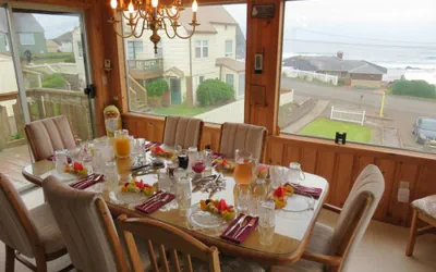 Photo 2 - Breyhouse B&B Inn
