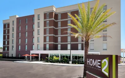 Photo 2 - Home2 Suites by Hilton Orlando Near Universal