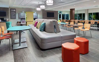 Photo 3 - Home2 Suites by Hilton Orlando Near Universal