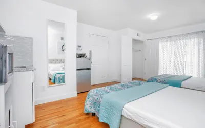 Photo 2 - Racpanos Modern Stay on Forrest Street