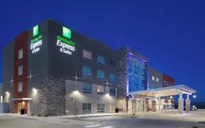 Photo 2 - Holiday Inn Express & Suites Denver Ne - Brighton by IHG
