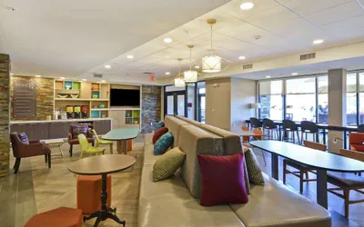 Photo 4 - Home2 Suites by Hilton Warner Robins