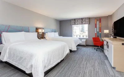 Photo 2 - Hampton Inn Oakland Downtown-City Center