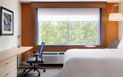 Photo 3 - Holiday Inn Express & Suites Atlanta Airport NE - Hapeville  by IHG
