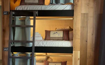 Photo 3 - Summit View Inn