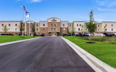 Photo 2 - Candlewood Suites Brighton by IHG