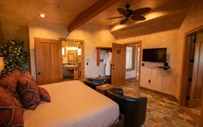 Photo 4 - Cougar Ridge Resort