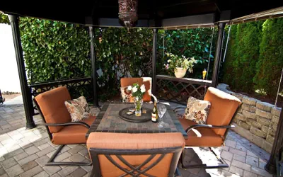Photo 5 - Lori Lanes 'romeo Cottage' ~ 2 Bedroom ~ Downtown