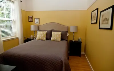 Photo 4 - Lori Lanes 'romeo Cottage' ~ 2 Bedroom ~ Downtown