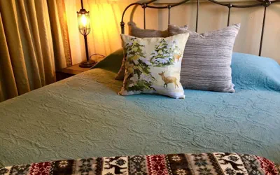 Photo 4 - Mountain Pine Cabin - Sleeps 6 - Pet Friendly