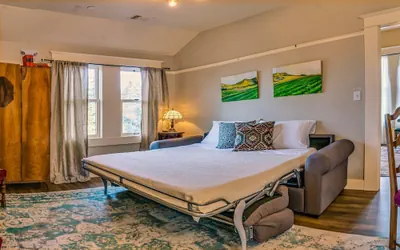 Photo 5 - Redtail Suites~'red' Mccall Suite~tesla Station