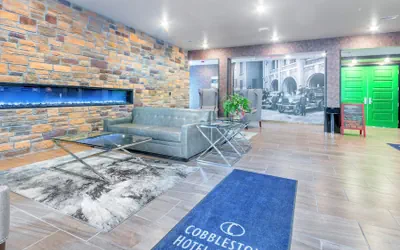 Photo 5 - Cobblestone Hotel and Suites Janesville