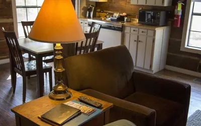 Photo 4 - French Camp Bed and Breakfast