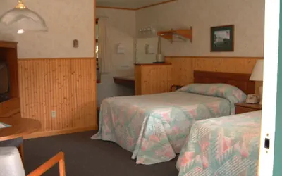 Photo 3 - Catskill Motor Court Motel