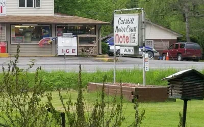 Photo 2 - Catskill Motor Court Motel