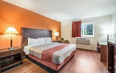 Photo 5 - Motel 6 Tinton Falls, NJ – Neptune