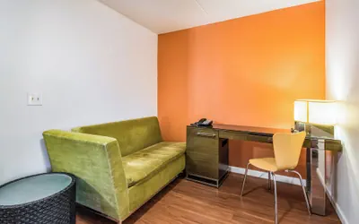 Photo 3 - Motel 6 Tinton Falls, NJ – Neptune