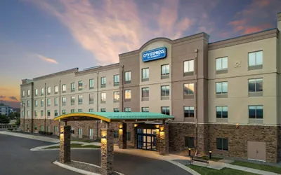 Photo 2 - City Express by Marriott Denver Airport