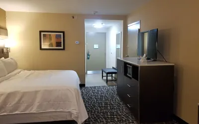 Photo 3 - Holiday Inn Poughkeepsie by IHG