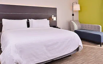Photo 3 - Holiday Inn Express & Suites Brighton by IHG
