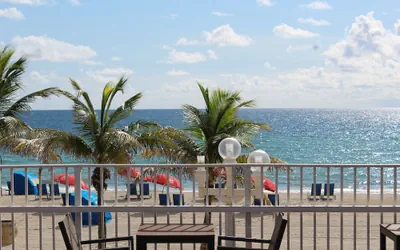 Photo 2 - Golden Sand Oceanfront