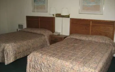 Photo 3 - Arbor Inn Motor Lodge